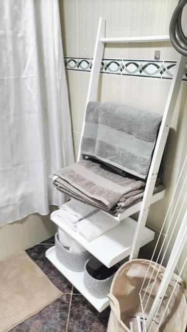 Bonito Apartamento De Dos Dormitorios En El Centro Y Calle San Miguel Torremolinos Exteriér fotografie